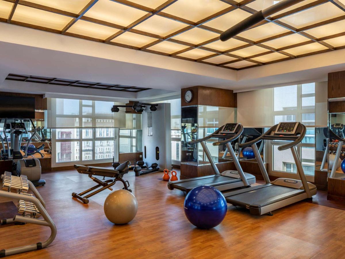 Anwar Al Madinah Movenpick Hotel